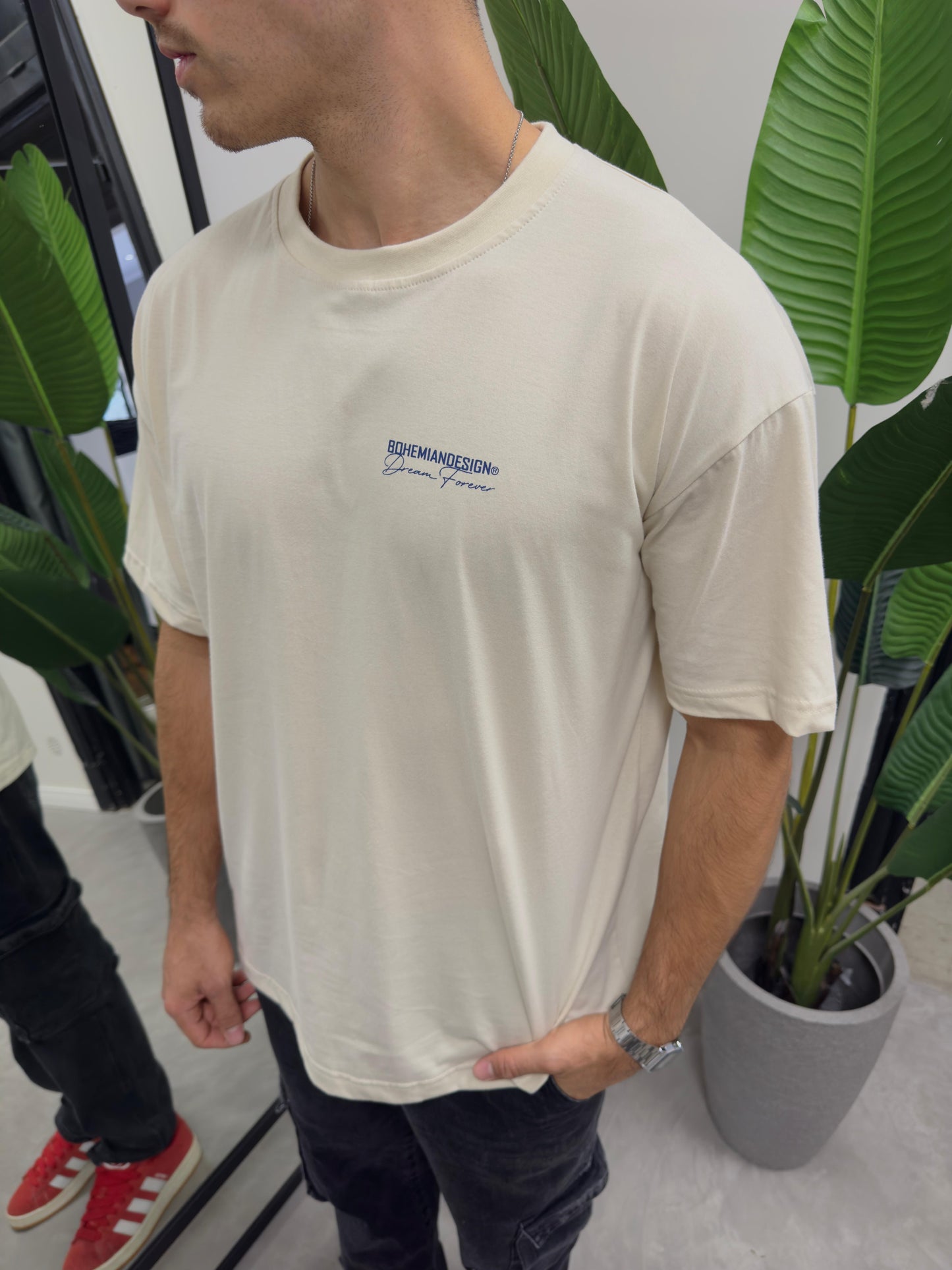 Remera Over Enjoy Beige