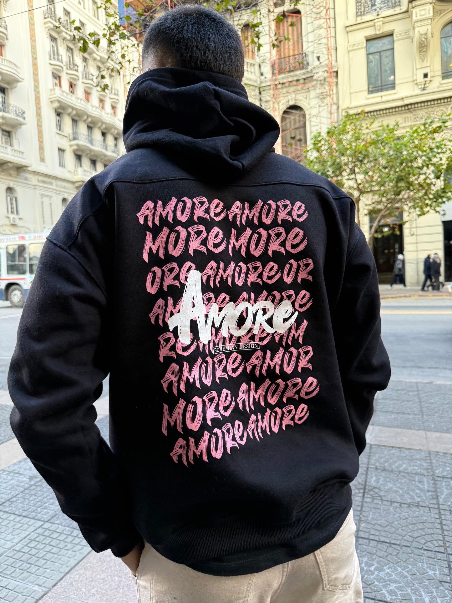 Canguro Negro Amore