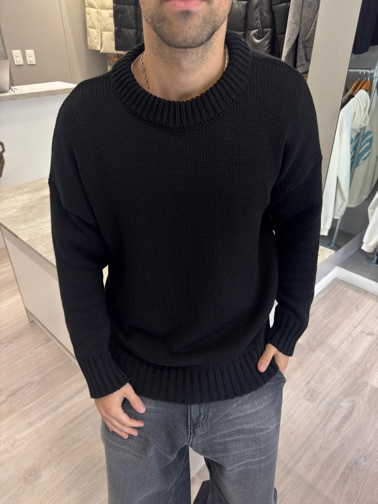 Sweater Hilo Negro
