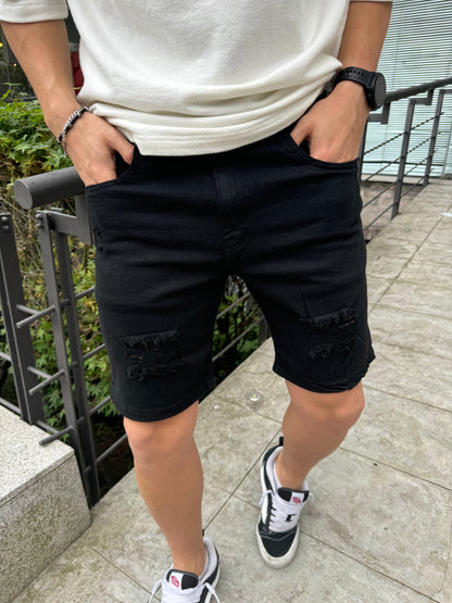 Bermuda Skinny Black con Roturas