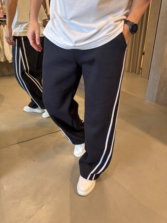 Baggy Deportivo Negro Rayas