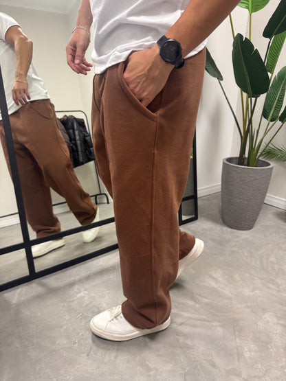 Jogging Over Marrón🤎