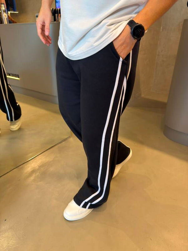 Baggy Deportivo Negro Rayas