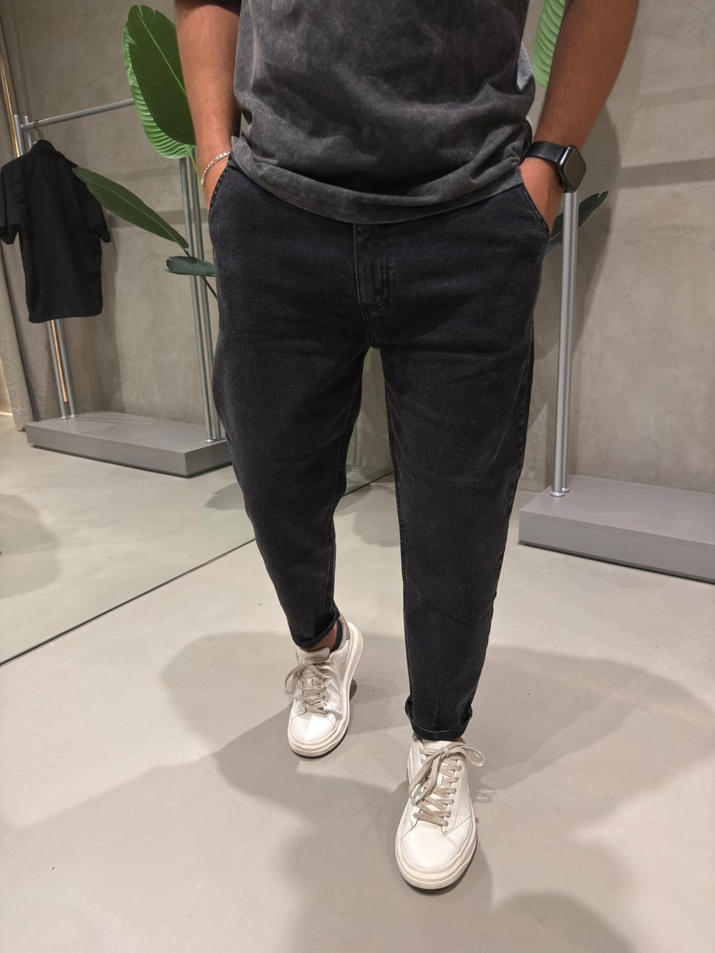 Slouchy Black Gastado