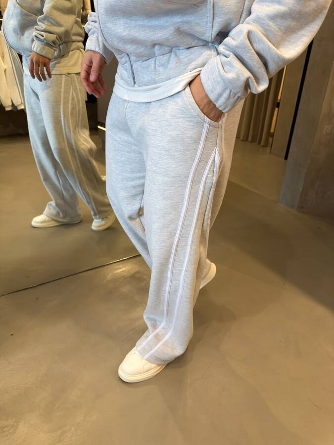 Baggy Deportivo Gris Rayas