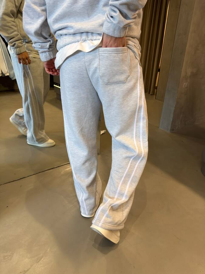 Baggy Deportivo Gris Rayas