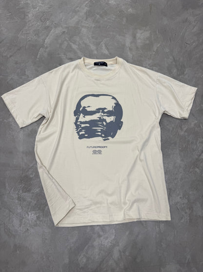 Remera Over Beige Face