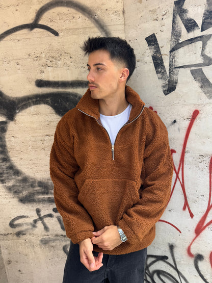 Buzo Over Corderito Marrón