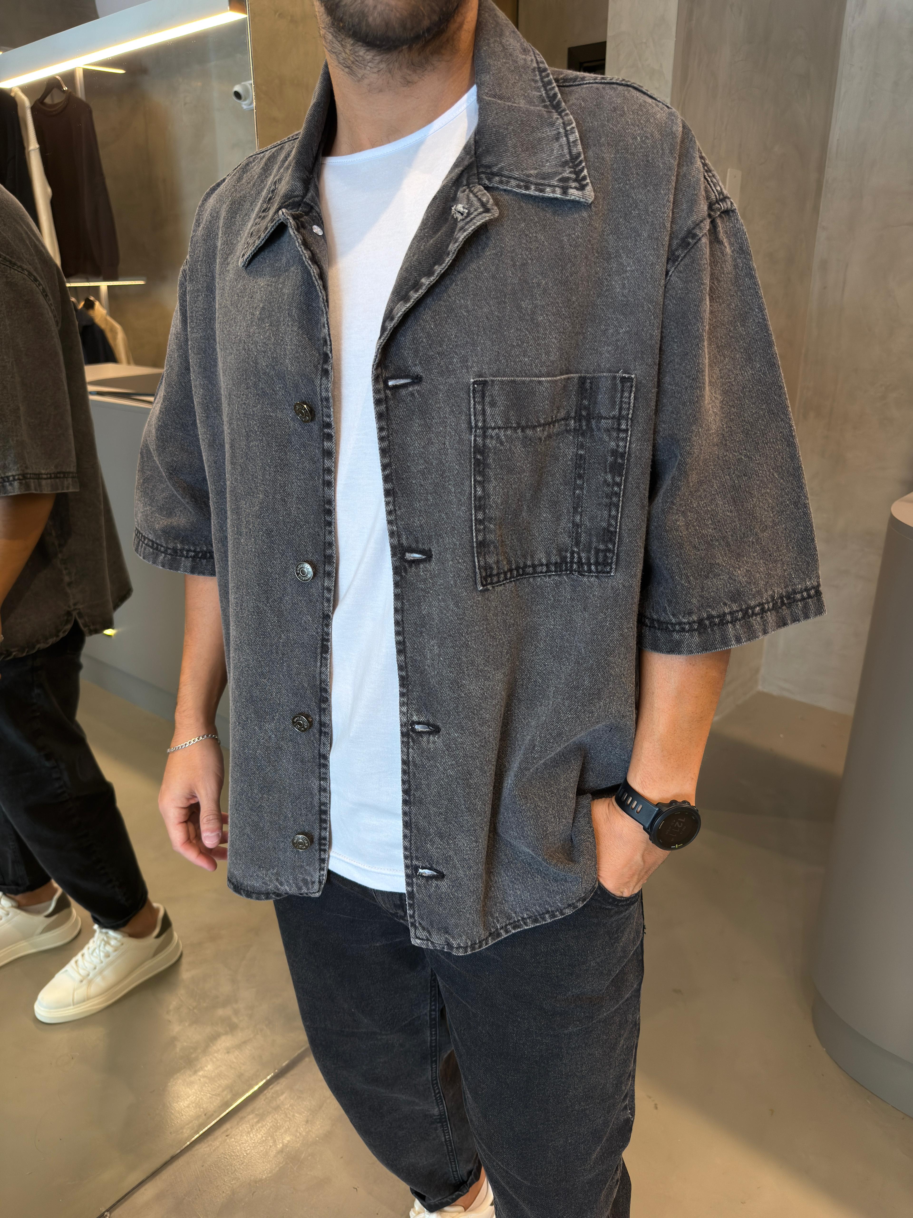 Camisa Boxy Grey