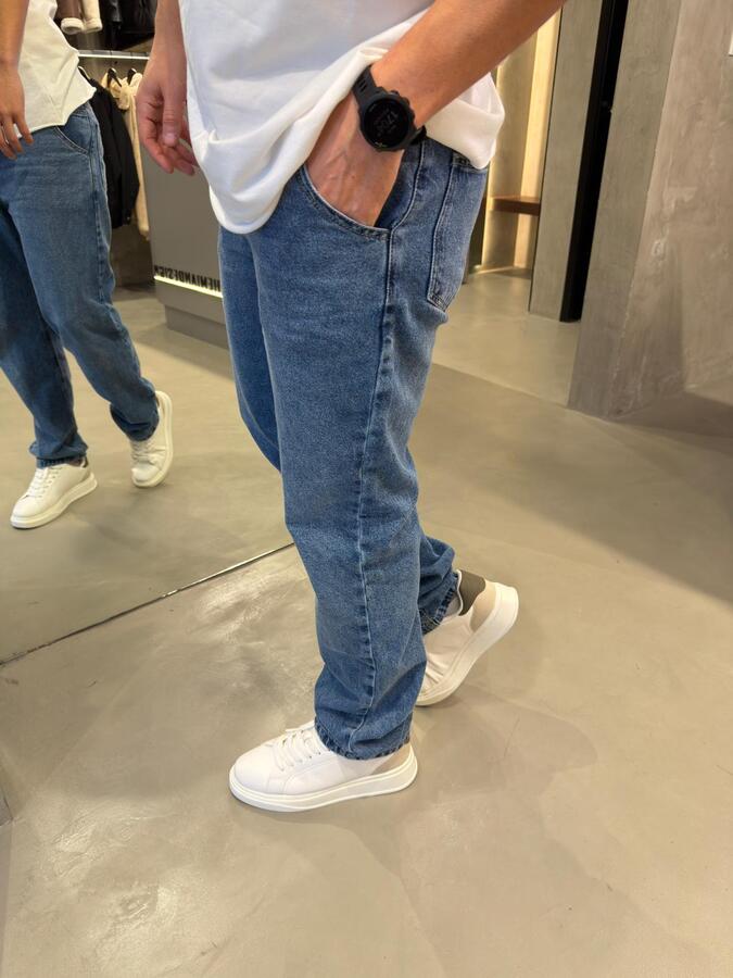 Jean Mom Classic