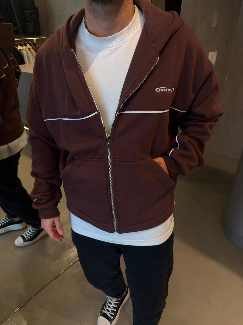 Campera Boxy Raya Marrón