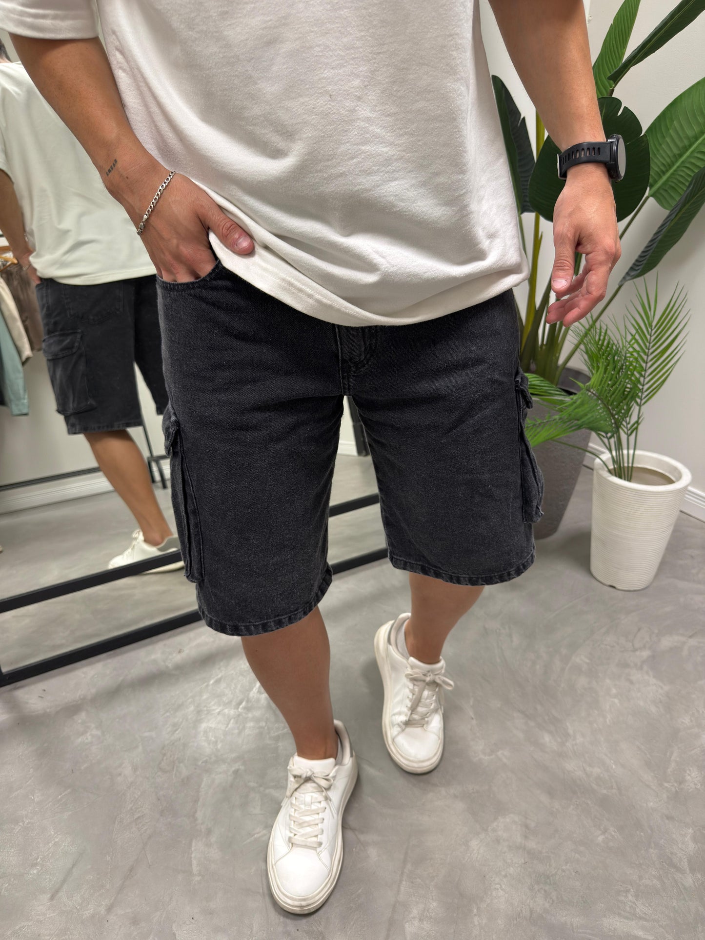 Bermuda Baggy Cargo Black Gastada