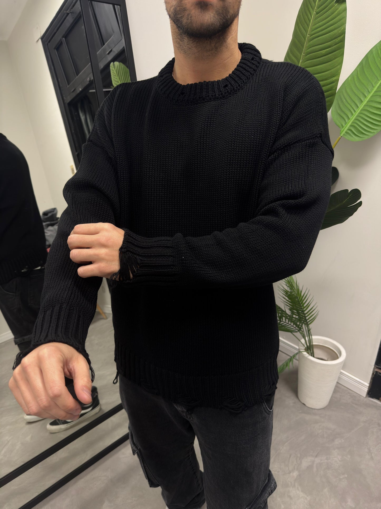 Sweater Over Roto Black