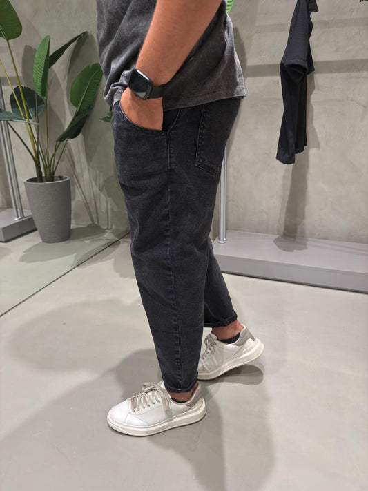 Slouchy Black Gastado