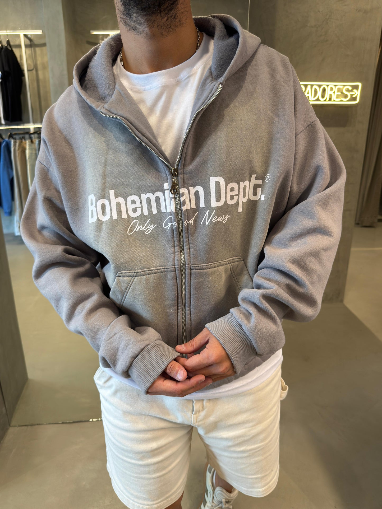 Campera Boxy Good Gris Claro