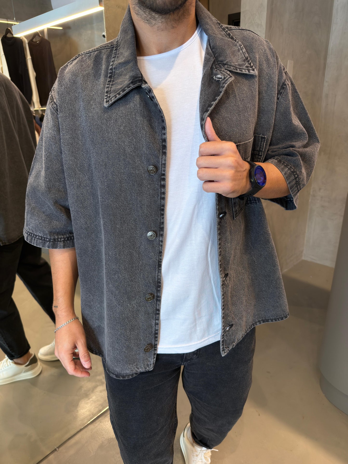 Camisa Boxy Grey