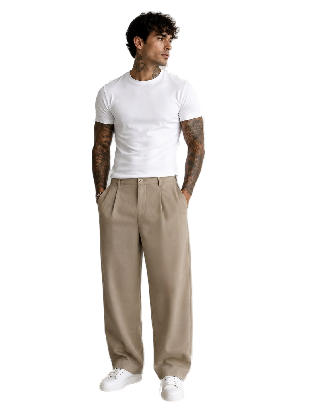 Outfit remera classic slim blanca con pantalon sastrero beige